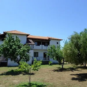 Aparthotel Bozelia, Toroni